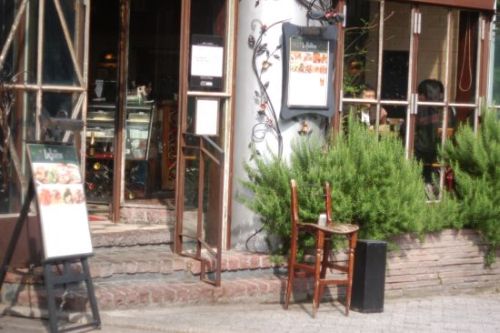 風が心地よい、ラ・ボエム(Cafe La Boheme)、新宿御苑_e0024918_17223639.jpg