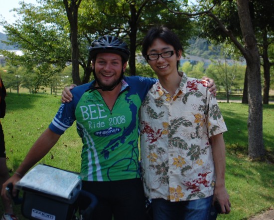 BEE Ride 日本縦断達成！_e0024918_18563568.jpg